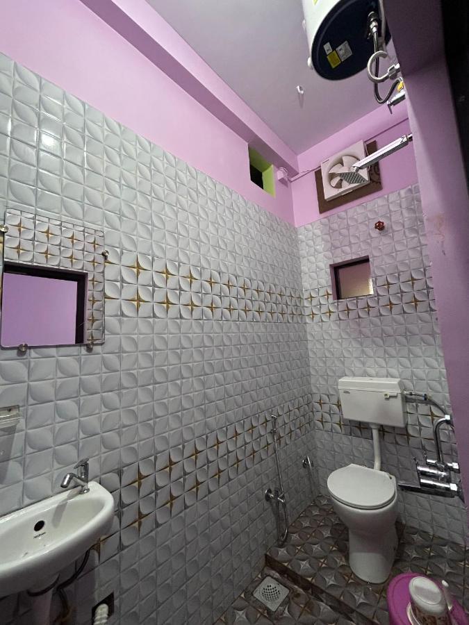 Hotel Shri Kunj Ujjain Exteriör bild